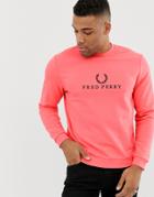 Fred Perry Large Logo Crew Neck Sweat In Pink - Pink