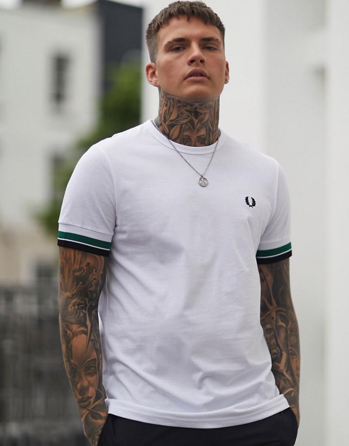 Fred Perry T-shirt With Tipped Rib Cuff In White