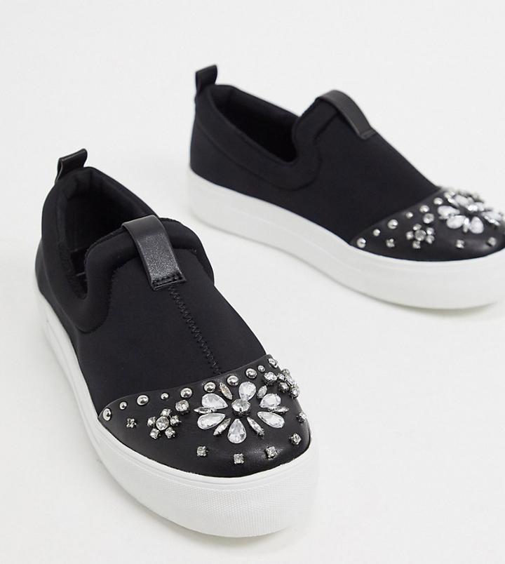 Simply Be Wide Fit Stud Detail Plimsoles In Black