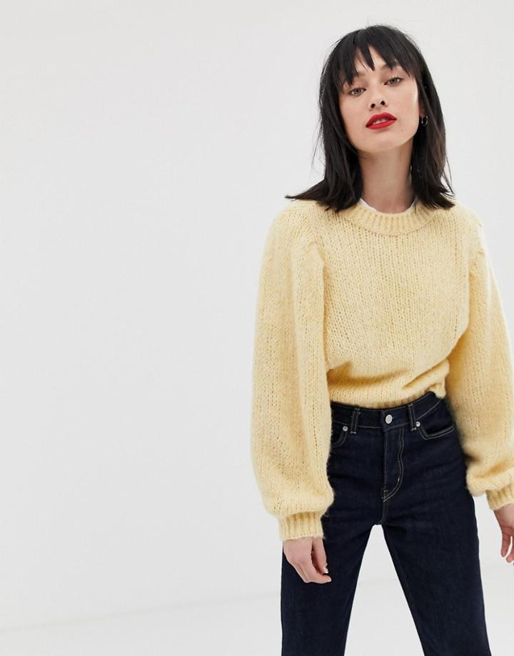 Asos Design Sweater In Lofty Yarn With Volume Sleeve-cream