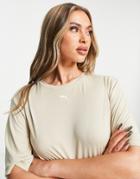 Puma Training Favorite Crop T-shirt In Stone-neutral