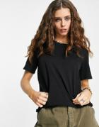Only Crew Neck T-shirt In Black