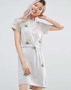 Daisy Street T-shirt Dress With Floral Embroidery - Gray
