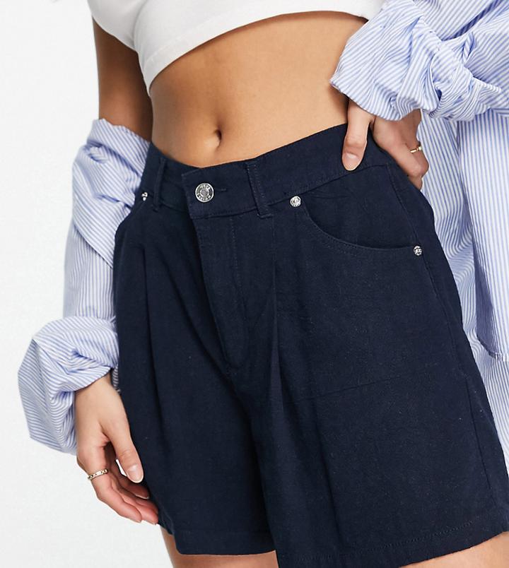 Asos Design Petite Dad Short In Navy Linen-blue