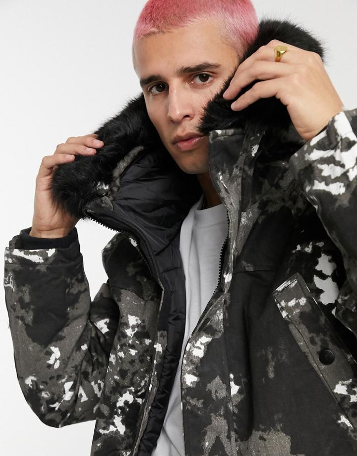 Sixth June Parka With New Camo Print In White And Black