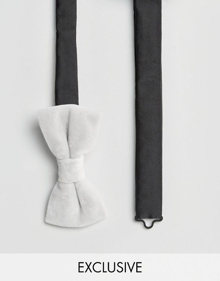 Noose & Monkey Velvet Bow Tie - White