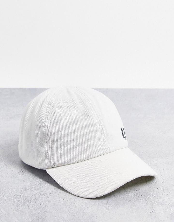 Fred Perry Pique Cotton Cap In White