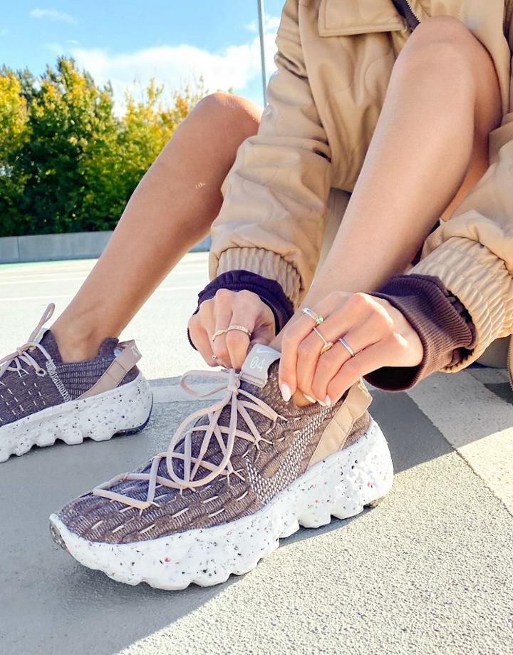 Nike Space Hippie 04 Sneakers In Sand/coconut Milk-white