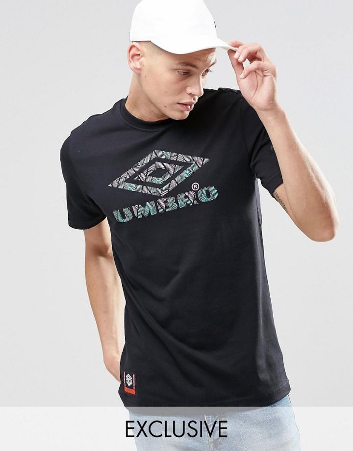 Umbro T-shirt With Aztec Logo - Black