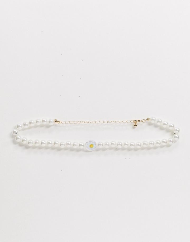 Asos Design Choker Necklace With Daisy Pearl-gold