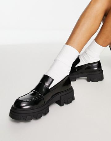 Missguided Loafers In Black