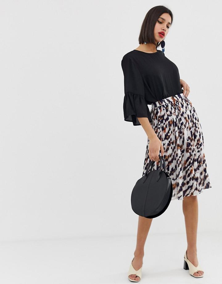Vero Moda Pleated Animal Print Skirt-white