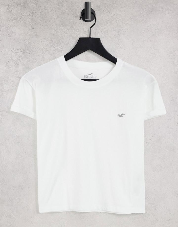 Hollister Short Sleeve Logo T Shirt In White