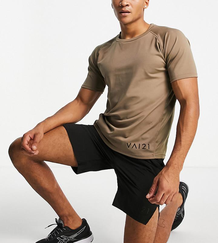 Vai21 Training Short Sleeve T-shirt In Walnut-brown