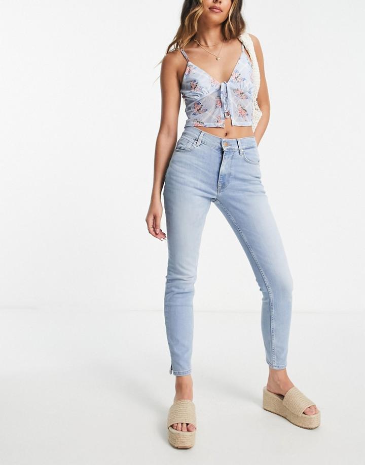 Jdy Kiza High Rise Skinny Jean In Light Wash-blue