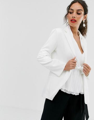 Outrageous Fortune Tailored Blazer In White - White