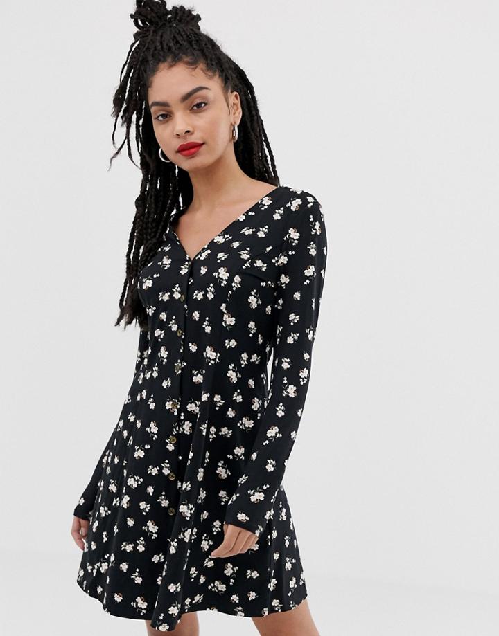 New Look Swing Dress With Buttons In Floral Print - Black