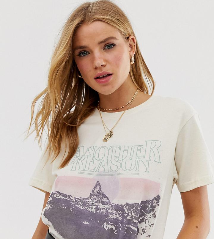 Another Reason Graphic T-shirt-beige