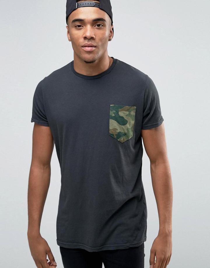 Pull & Bear T-shirt With Camo Pocket In Black - Black