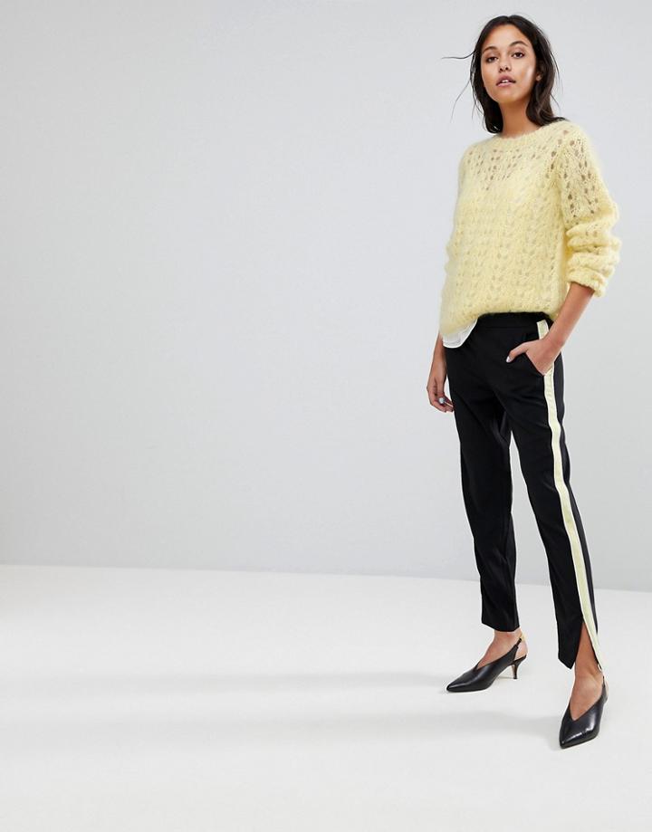 Gestuz Sporty Pants With Yellow Stripe - Black