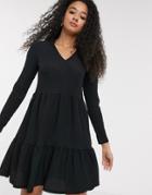 New Look Crinkle Smock V Neck Dress With Frill Collar In Black