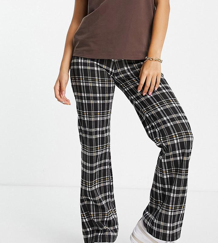 Asos Design Petite Straight Leg Pant With V Waist In Check Print-multi