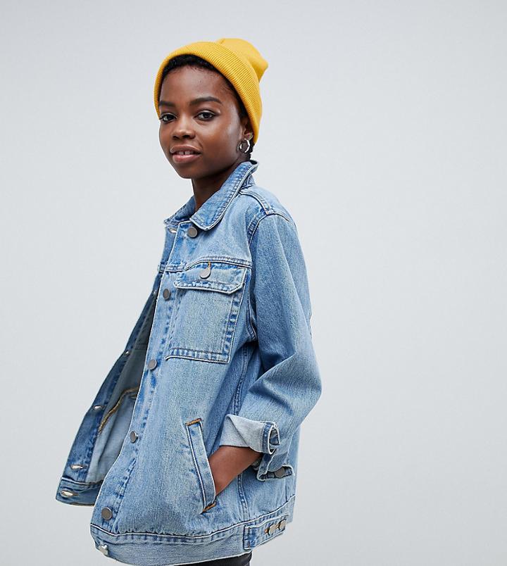 Asos Design Petite Denim Girlfriend Jacket In Stonewash Blue - Blue