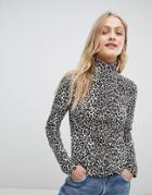 Daisy Street Long Sleeve Top With Zip In Leopard Print - Brown