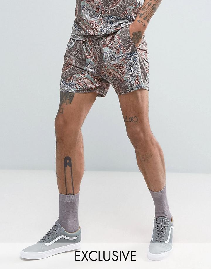 Reclaimed Vintage Inspired Shorts In Khaki With Paisley Print - Green