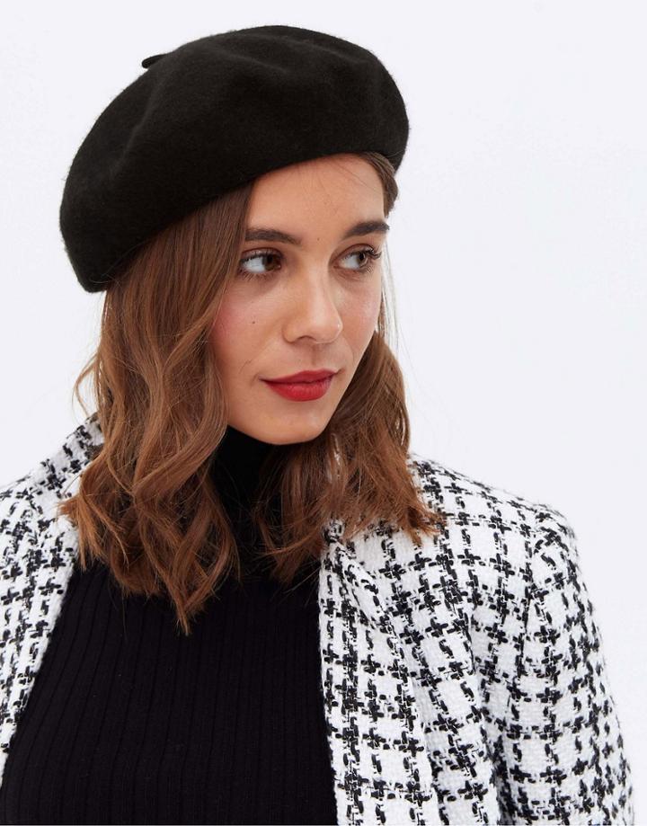 New Look Beret In Black