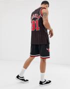 Mitchell & Ness Chicago Bulls Swingman Shorts In Black - Black