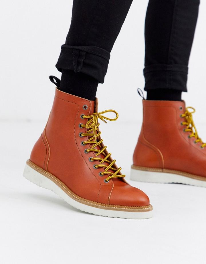 Selected Homme Contrast Sole Leather Hiking Boot In Tan-brown