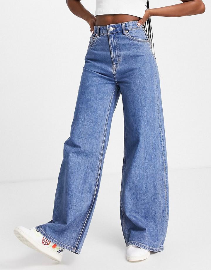 Weekday Ace Organic Cotton High Waist Wide Leg Jeans In Mid Wash 90s Blue-blues