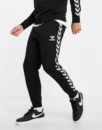 Hummel Classic Sweatpants In Black