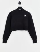 The North Face Mhysa Quilted Long Sleeve Crop Top In Black