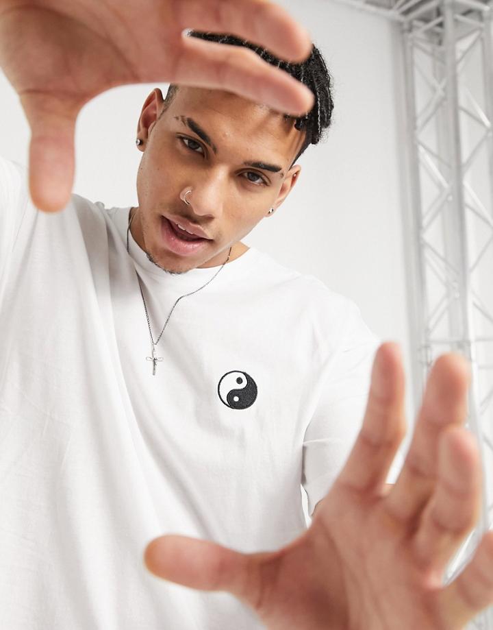 New Look Oversized T-shirt With Yin/yang Embroidery In White
