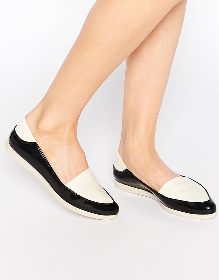Melissa Space Point Flat Shoes - Black Cream
