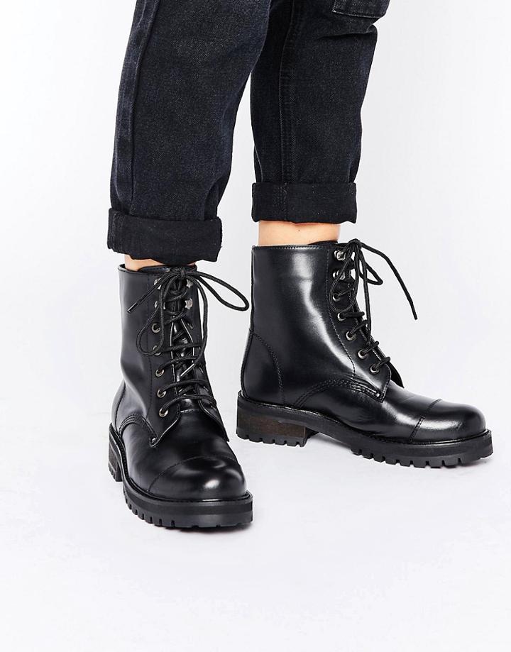 Park Lane Chunky Lace Up Flat Boot - Black