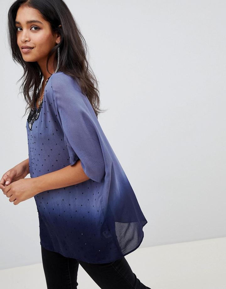 Deby Debo Amira T-shirt With Embellished Neck Trim - Blue