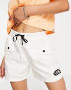 The North Face Outline Pocket Shorts In White