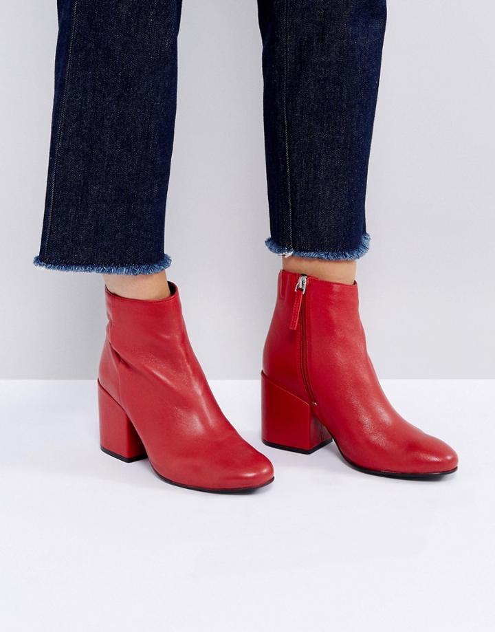 Pull & Bear Leather Ankle Boot With Zip Details - Red