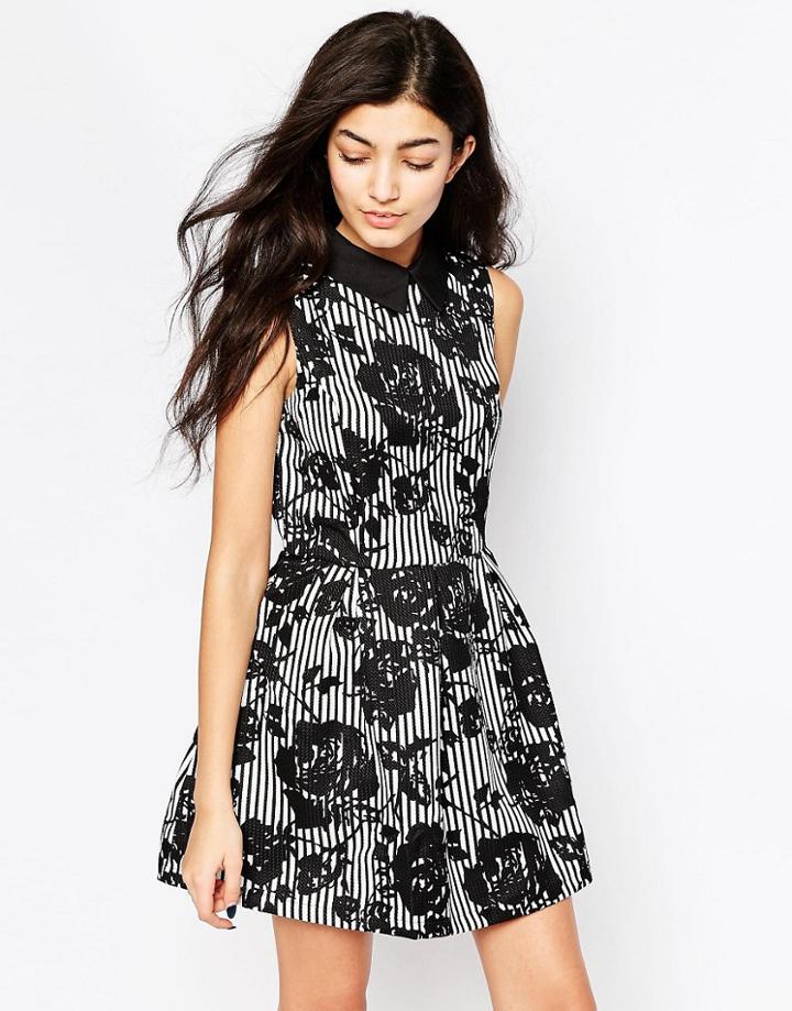 Iska Collared Dress In Big Flower Print - Black