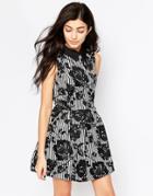 Iska Collared Dress In Big Flower Print - Black