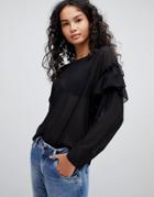 Only Naomi Frill Sleeve Blouse - Black