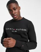 Tommy Hilfiger Chest Logo Sweatshirt In Black