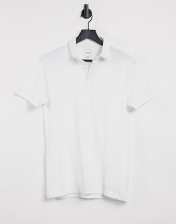 Rilver Island Polo In White