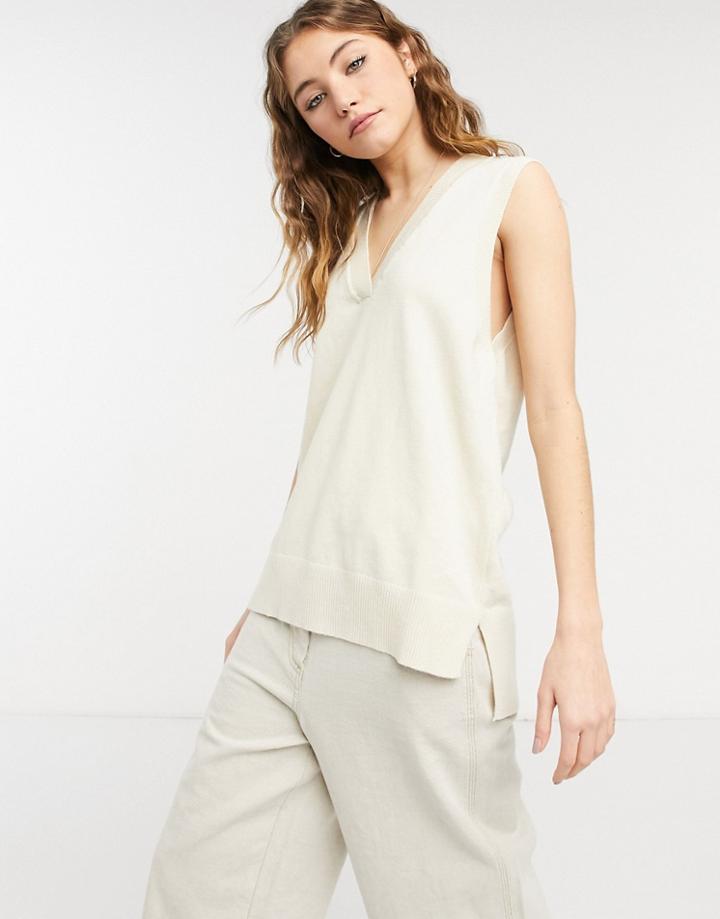 New Look V-neck Knit Tank In Cream-white