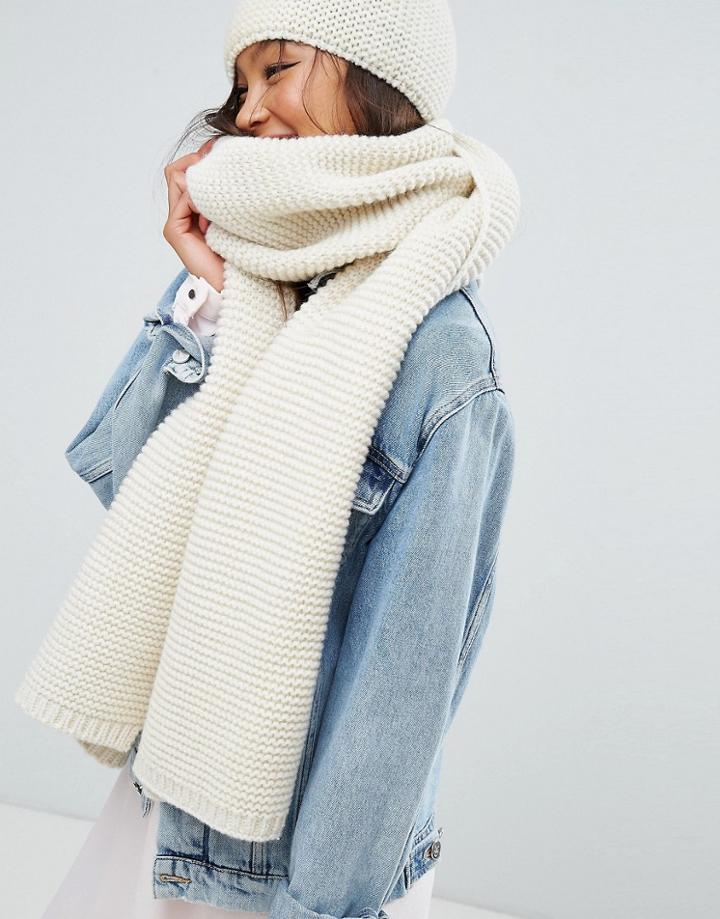 Alice Hannah Chunky Knit Scarf - Cream