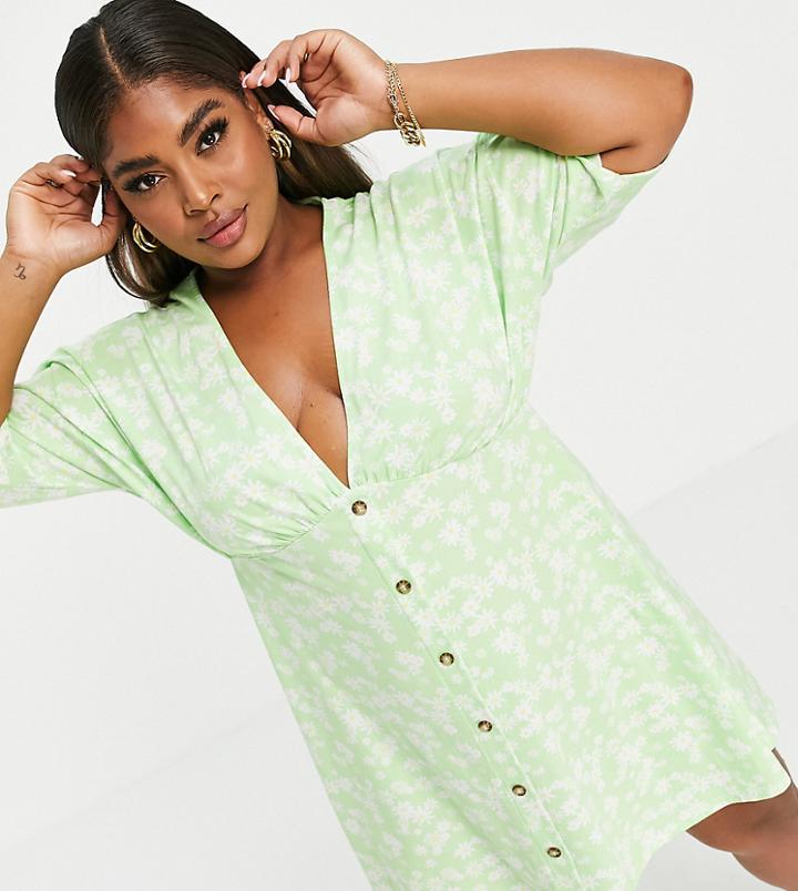 Asos Design Curve Tea Dress With Horn Buttons In Green Daisy Print