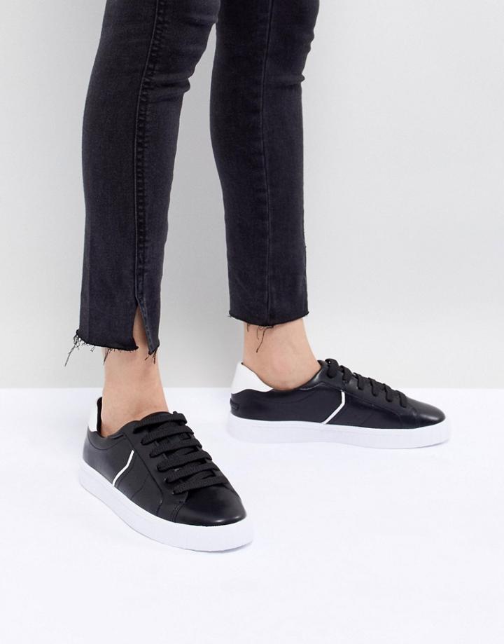 Stradivarius Minimal Flatform Sneaker - Black